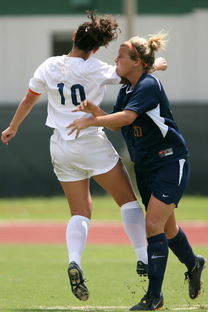 华体会app客服-环球足球：不同大陆足球文化的碰撞，环球足球鞋